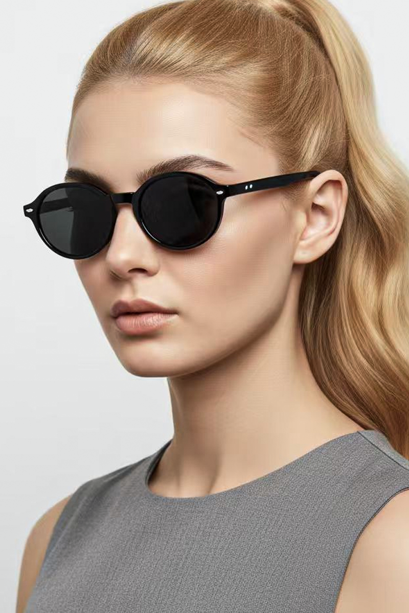 2408 Trendy Black Micro Oval Sunglasses
