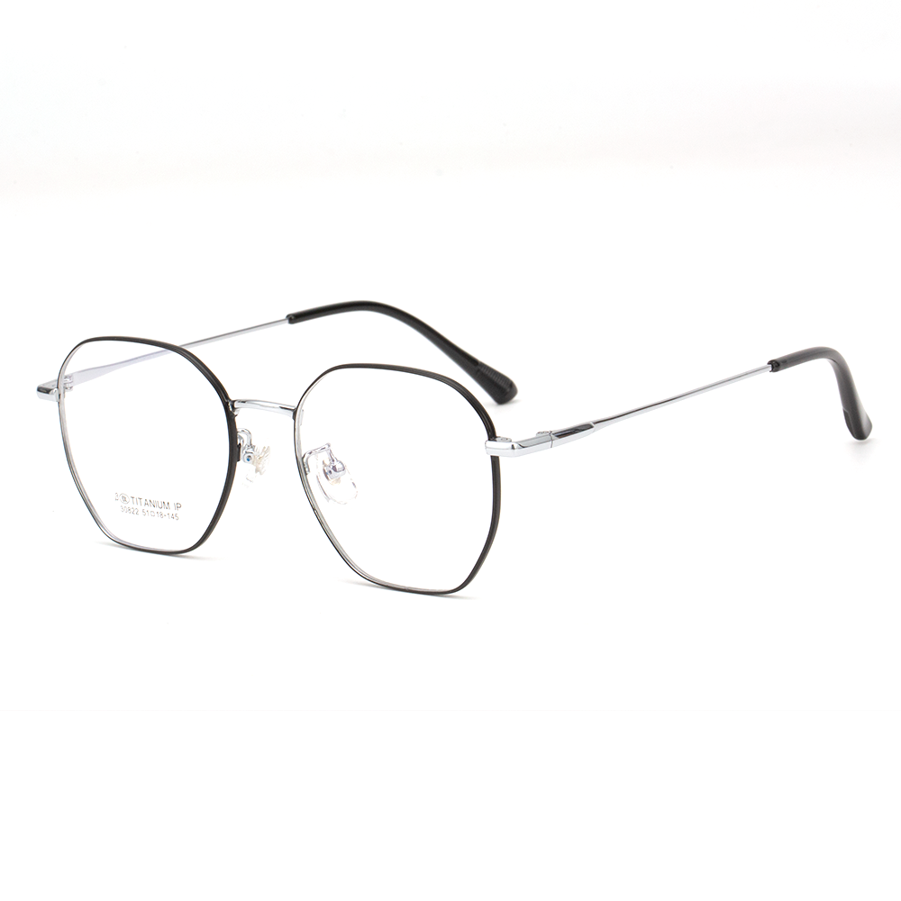 30822 Lightweight Titanium Eyeglasses - Image 3