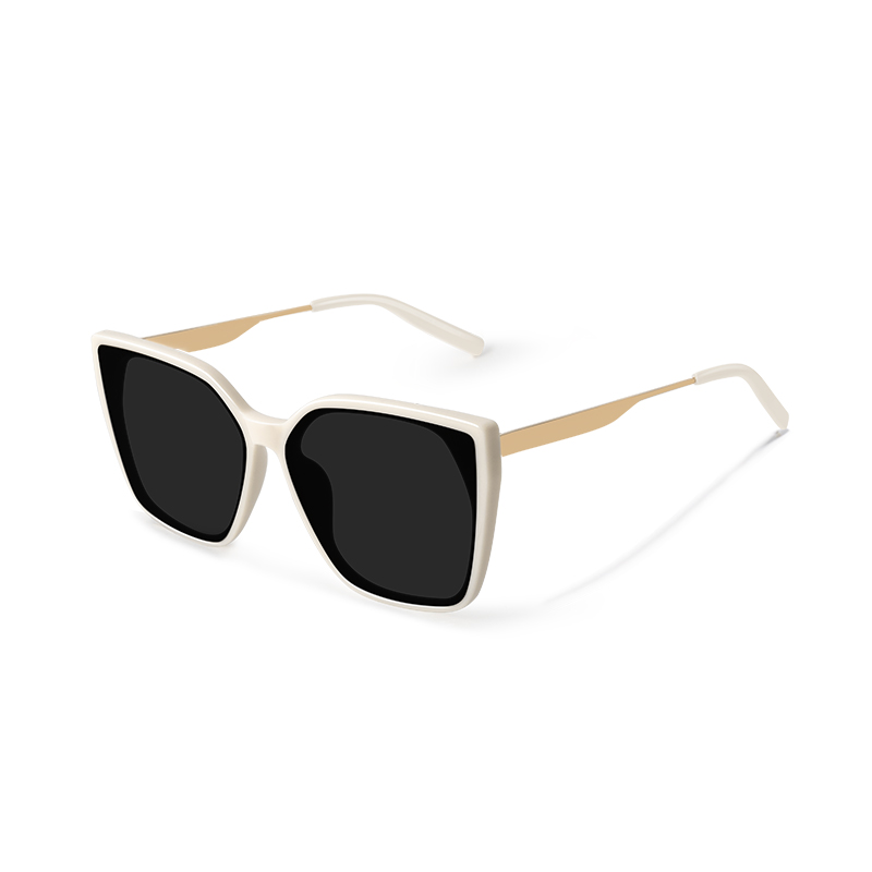 7066 Classic TR Oversized Butterfly Sunglasses - Image 5